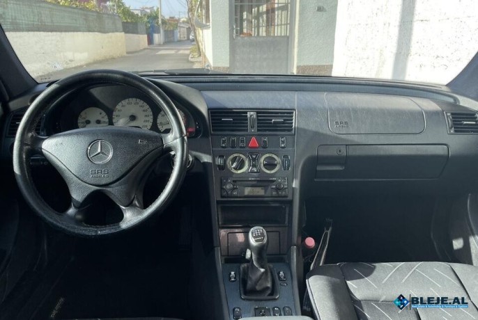 mercedes-benz-c-220-big-2