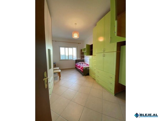 shitet-apartament-212-prane-kazazit-big-0