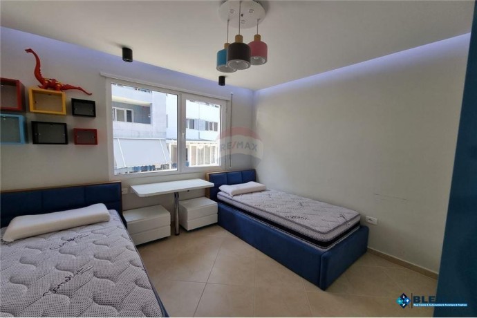 apartament-2122-ballkone-per-qira-big-1