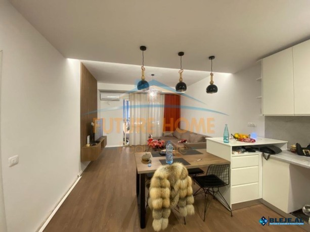 shitet-apartament-11-komuna-e-parisit-tirane-big-0