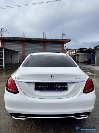 mercedes-benz-c220-big-0