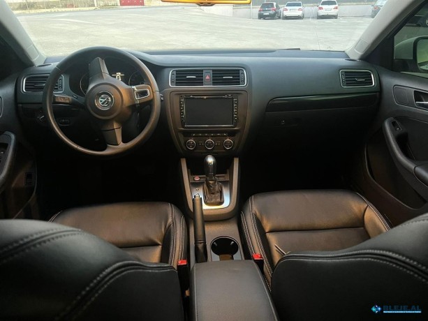 volkswagen-jetta-20-tdi-big-1