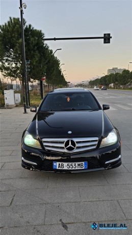 mercedes-benz-c-250-v6-2012-big-4