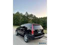 shitet-cadillac-escalade-small-3