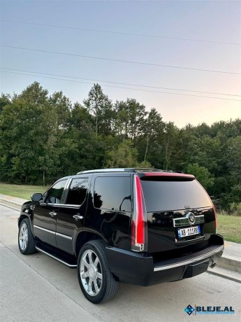 shitet-cadillac-escalade-big-3