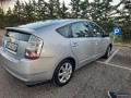 shitet-toyota-prius-small-0