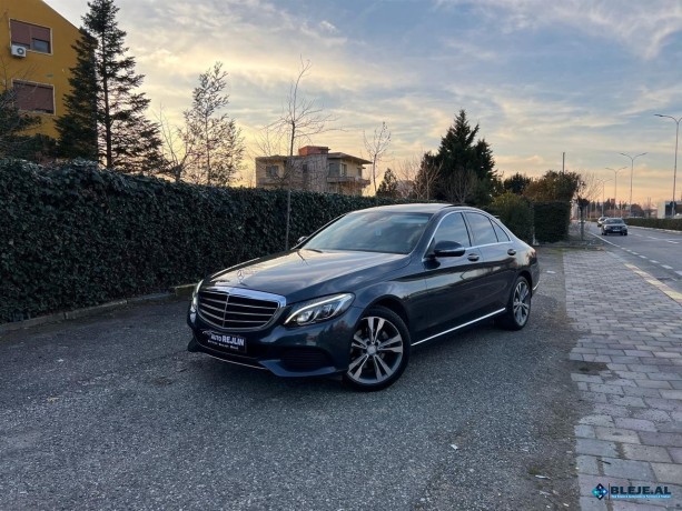 mercedes-benz-c220-panorama-big-3