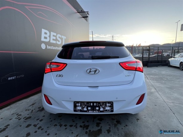 shitet-hyundai-i30-panorame-16-nafte-big-3