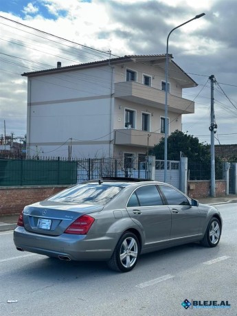 mb-s550-4matic-panorama-big-1