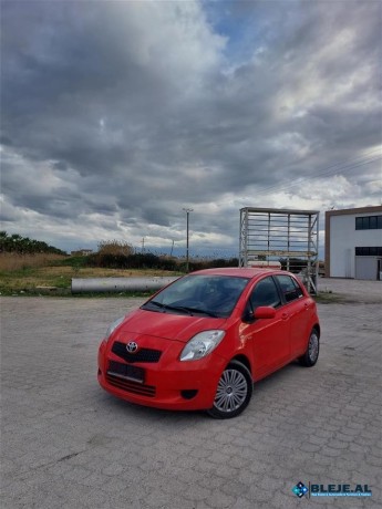 toyota-yaris-big-1