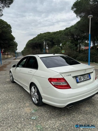 mercedes-benz-c300-4-matic-w204-big-0