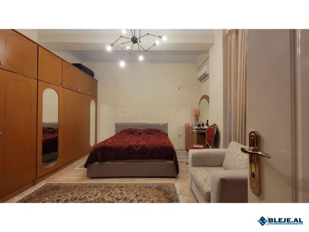 ne-shitje-apartament-i-vendosur-prane-shkolles-se-baletit-t-big-1