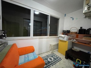 Shitet , Apartament 1+1 , Rruga Kavajes , Tiranë.