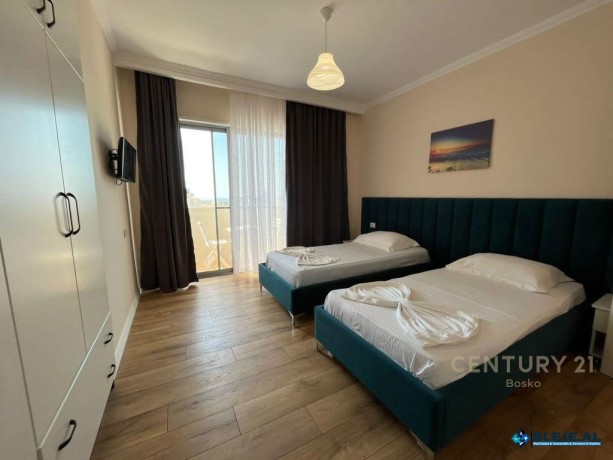 shitet-apartament-21-ne-lagjen-teuta-plazh-durres-big-2