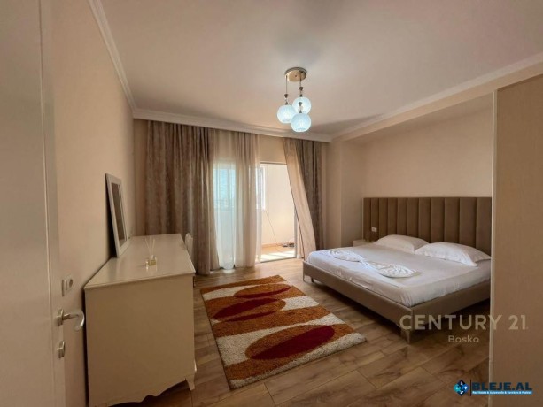 shitet-apartament-21-ne-lagjen-teuta-plazh-durres-big-0