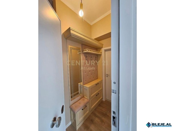 jepet-me-qira-apartament-11-post-parkimi-tek-magalemi-big-3