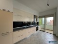 shkolla-e-kuqe-jepet-me-qira-apartament-11-small-0