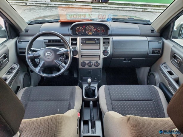 nissan-x-trail-22-nafte-2008-zvicra-big-1