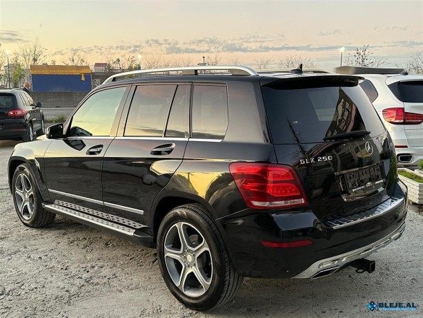 2014-mercedes-benz-glk-250-bluetec-big-0