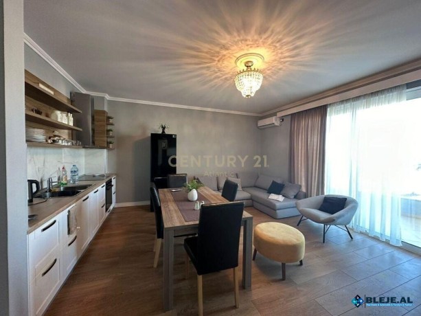 shitet-apartament-11-ne-plazh-hekurudha-big-2