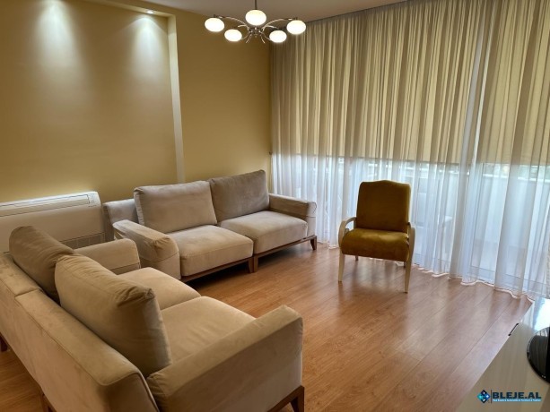 apartament-me-qira-21-te-pazari-i-ri-big-4