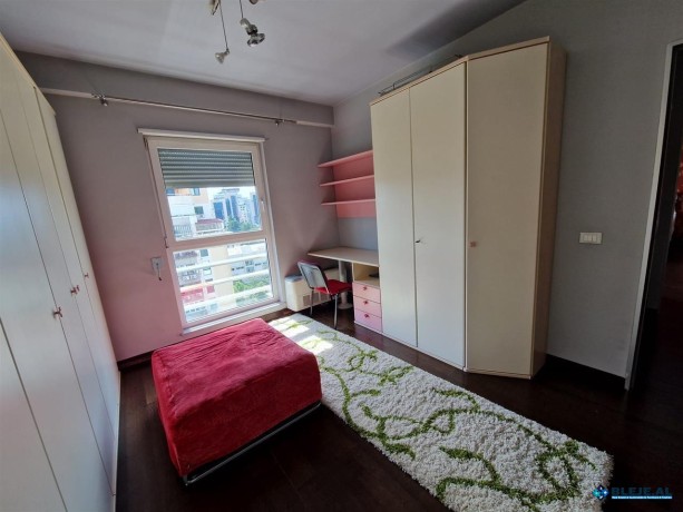 jepet-me-qira-apartament-21-prane-rtsh-big-1