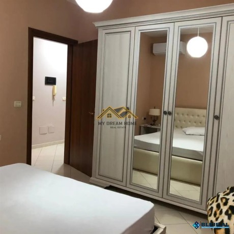 jepet-me-qira-apartament-212-ne-vollga-big-1