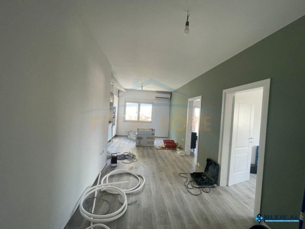 shitet-apartament-21-plazh-rrota-e-kuqe-durres-big-0