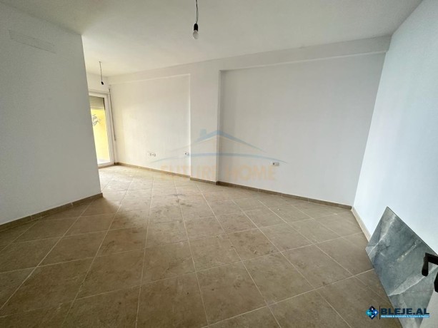 shitet-apartament-21selite-tirane-big-3