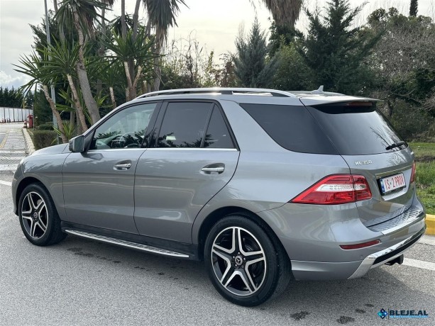 mercedes-ml-350d-133000-km-big-3