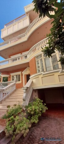 jepet-me-qera-super-vile-tek-komuna-parisit-tirane-big-6