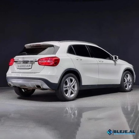 mercedes-benz-gla200-2015-22-nafte-big-4