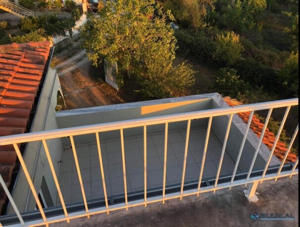 jepet-me-qera-secili-kat-i-nje-super-vile-3-kateshe-afer-universreklama-tirane-big-2