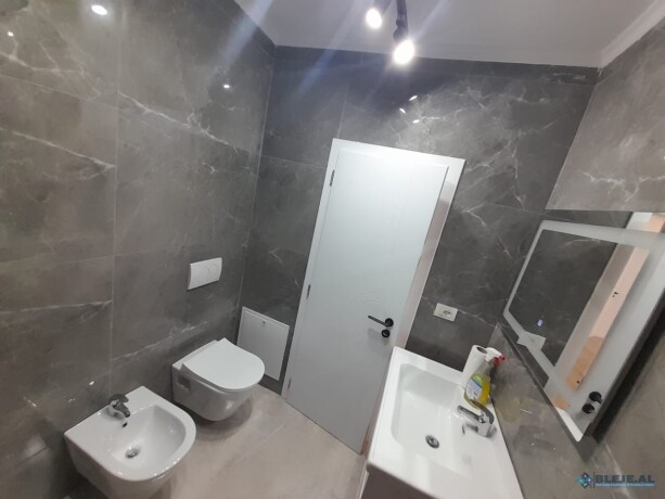 shitet-apartament-21-sheshi-willson-tirane-big-8