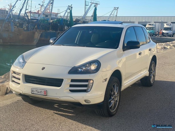 porsche-cayenne-30-nafte-viti-2010-big-2