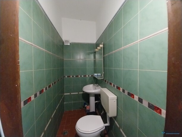 ambient-comercial-me-qera-prane-bulevardit-zogu-i-pare-tirane-big-2