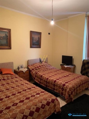 shitet-apartament-212-te-pallatet-cabej-big-5