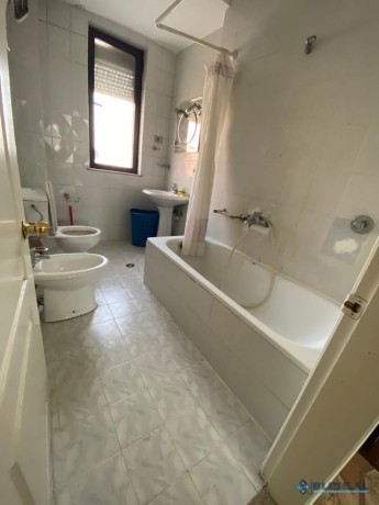 shitet-apartament-41-tek-21-dhjetoricmimi-okazion-per-zonen-tirane-big-1