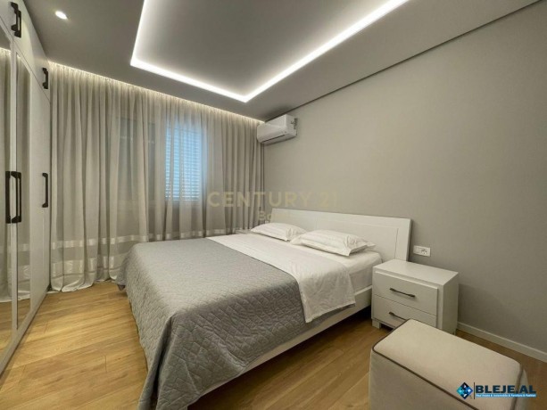 apartament-11-me-qera-prane-hotel-diplomat-big-3