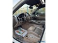 porsche-cayenne-turbo-benzin-gas-prise-small-2