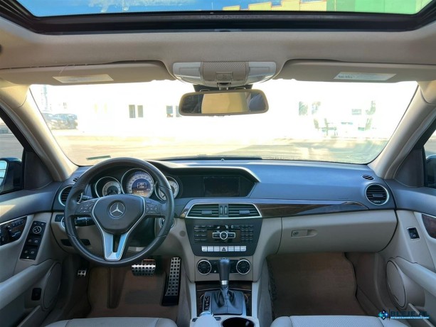 shitet-okazion-2012-mercedes-benz-c300-big-3