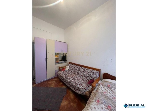 shitet-apartament-11-ne-shkozet-big-2