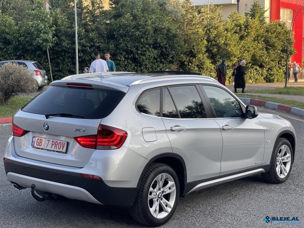 bmw-x1-20d-xdrive-kambio-automatike-2011-panorama-big-2