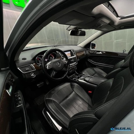 2013-mercedes-benz-gl350-bluetec-4matic-big-0