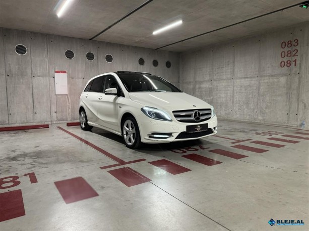 mercedes-benz-b200-cdi-full-option-big-4