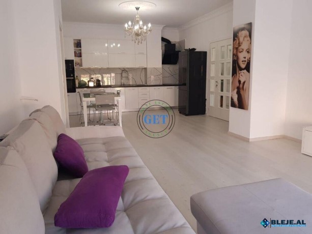 shitet-apartament-313-ne-qender-big-4