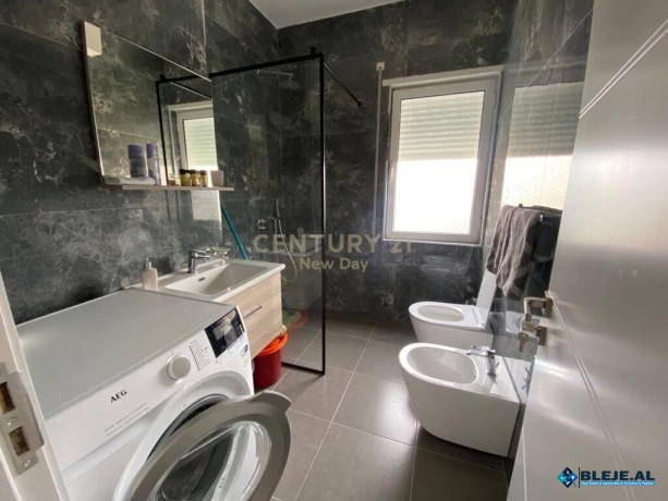 jepet-me-qira-apartament-11-ne-vollga-big-0