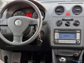VW CADDY LIFE 1.9 NAFTE (Kontaktin Tek Pershkrimi)