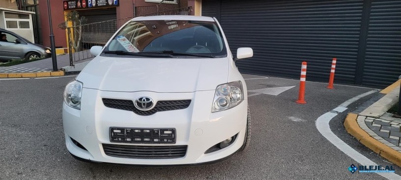 shitet-toyota-auris-16-benzin-big-3