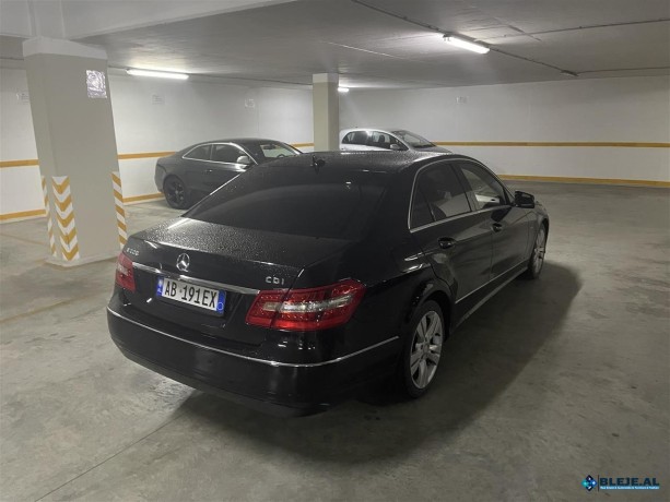 mercedes-benz-e220-avangarde-big-2